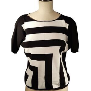Linda Matthews Knit Top Womens L Black White Striped Short Sleeve Scoop Neck
